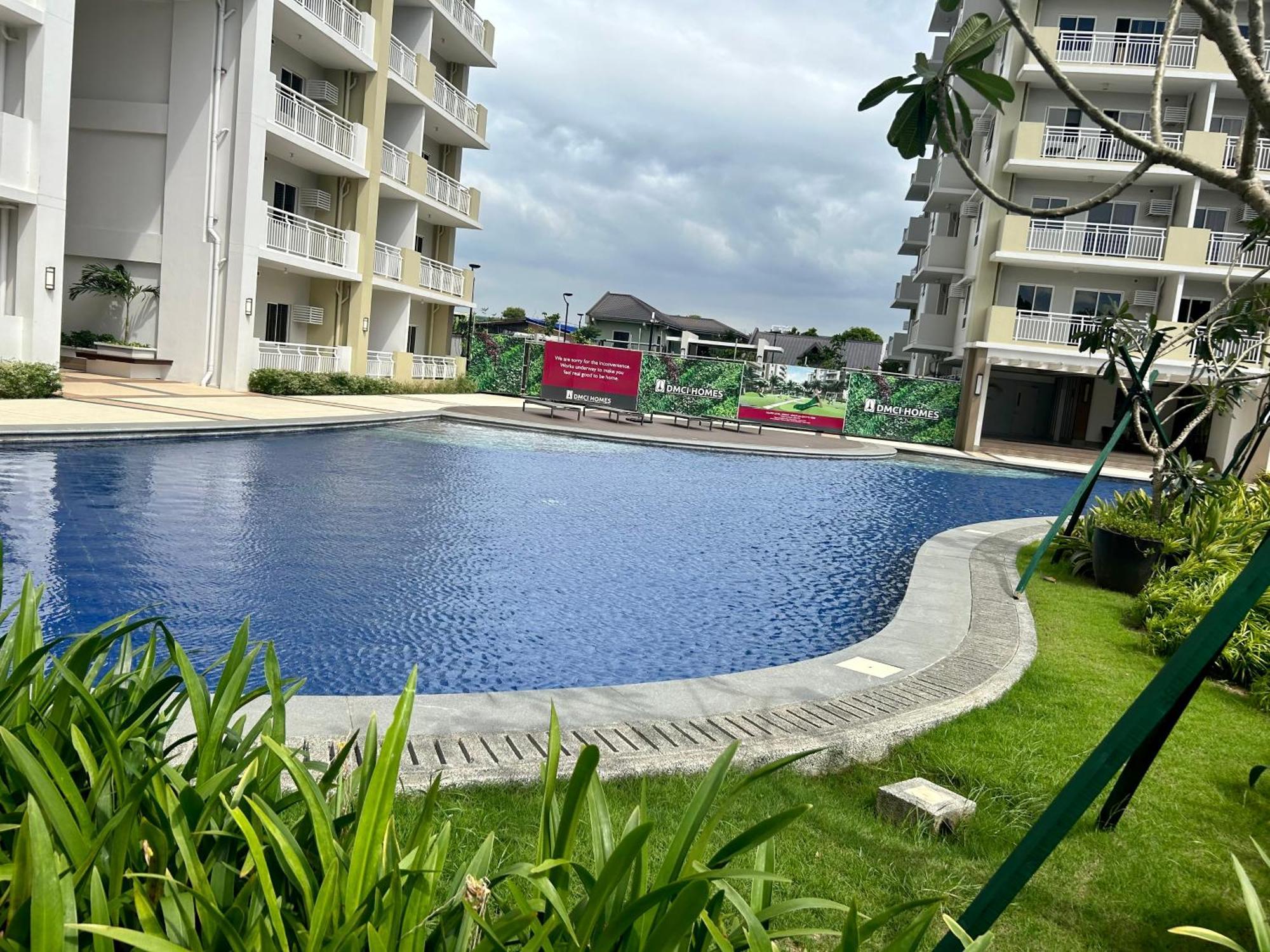 The Atherton Paranaque City エクステリア 写真